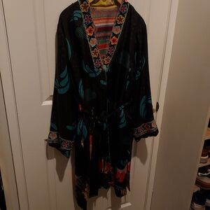 JW Silk Reversible Floral Embroidered Black and Blue Robe